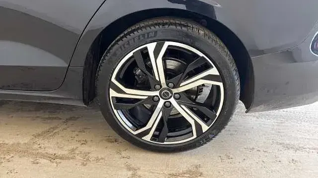 Used Volvo V60 Plus 194 HP (142 kW) 2026 Estate
