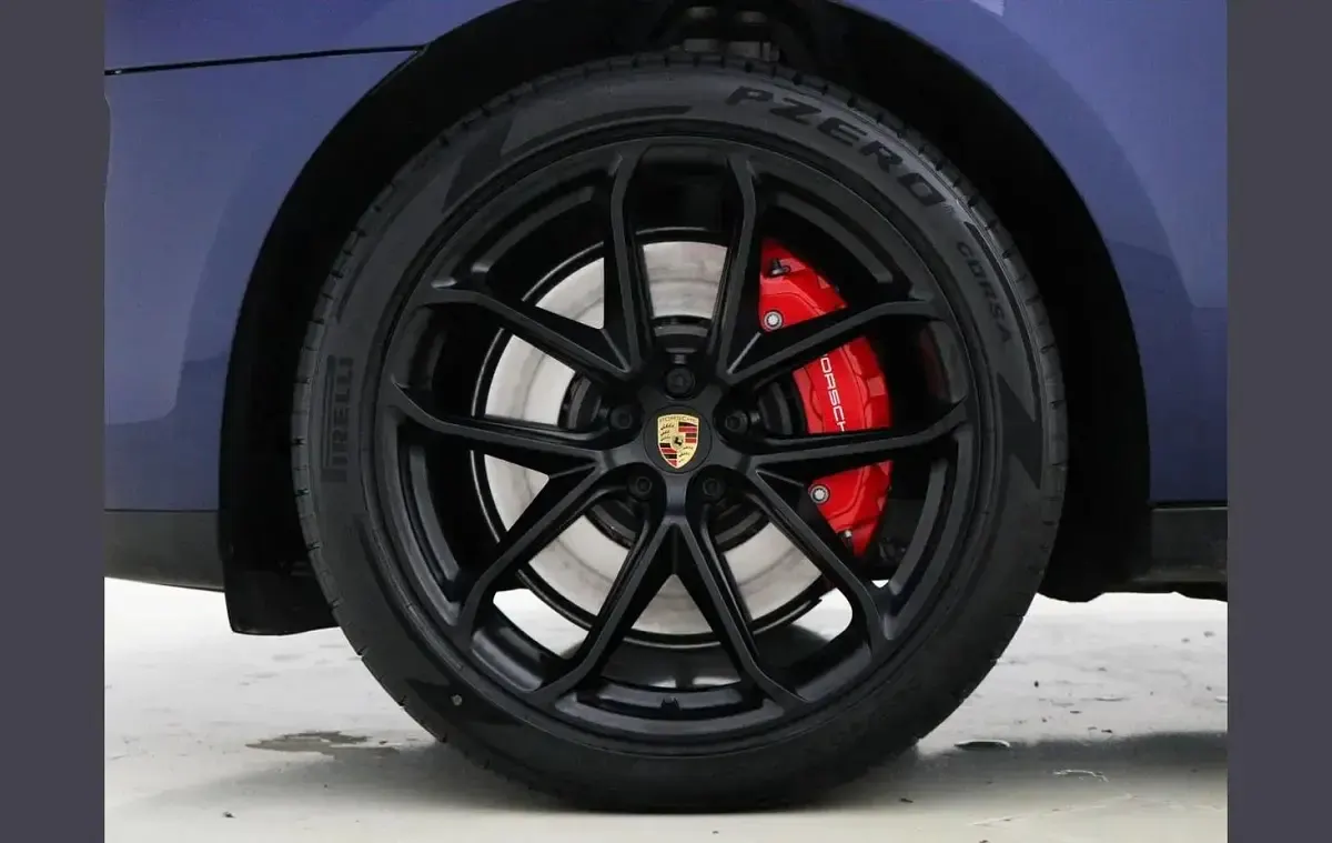 New Porsche Macan GTS 434 HP (319 kW) 2026 Blue SUV