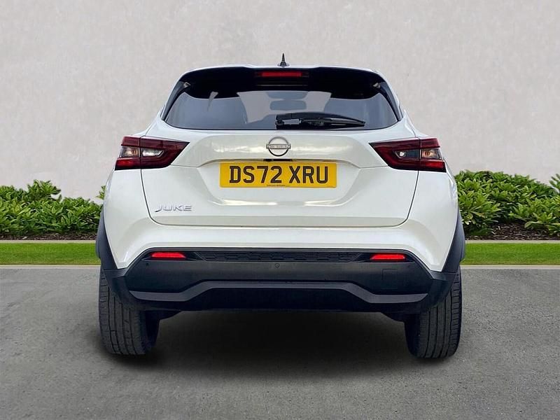 Used Nissan Juke Tekna 114 HP (83 kW) 2022 White SUV