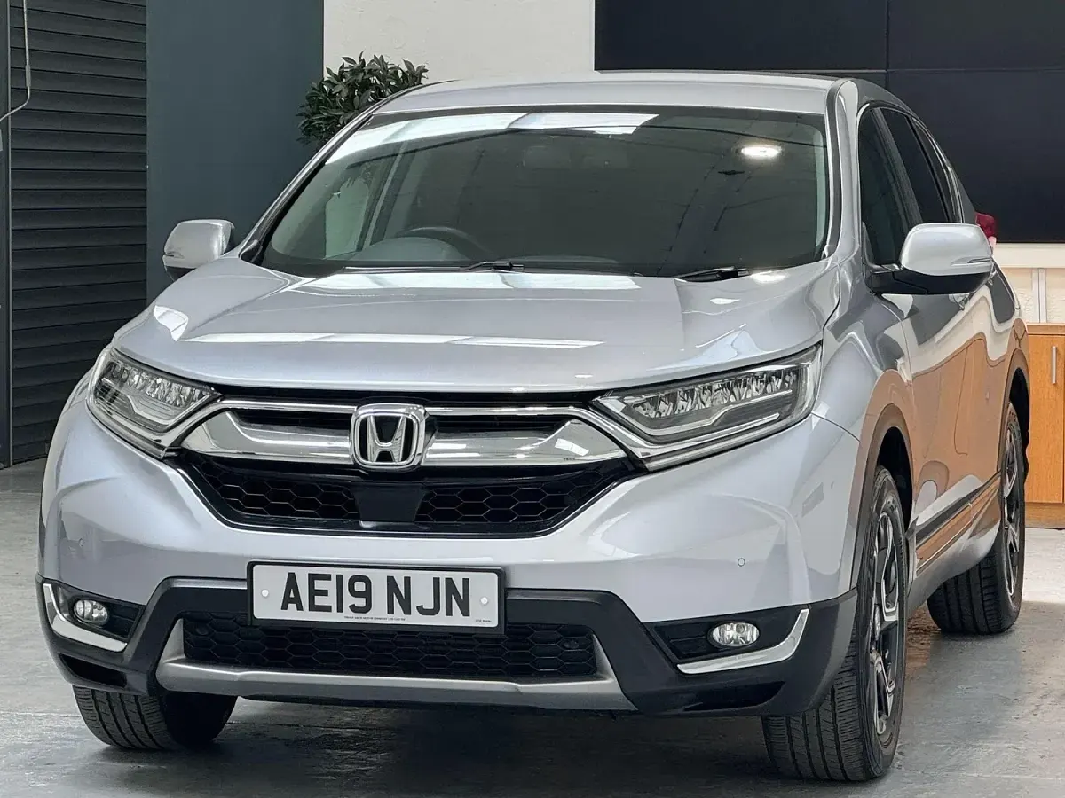 Used Honda CR-V SE 173 HP (127 kW) 2019 Silver SUV