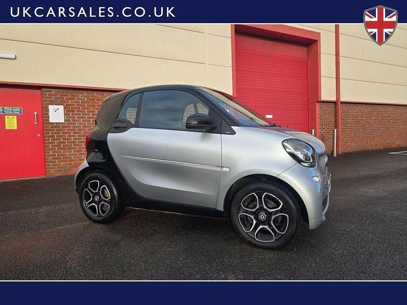 Silver Used 2016 Smart ForTwo Coupé Premium Coupe | £4,999 (Fair price) - Image 1/4