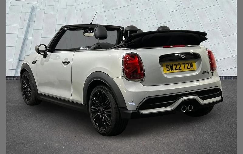 Używany Mini Cooper S Cabriolet Exclusive 176 KM (129 kW) 2022 Srebrny Kabriolet