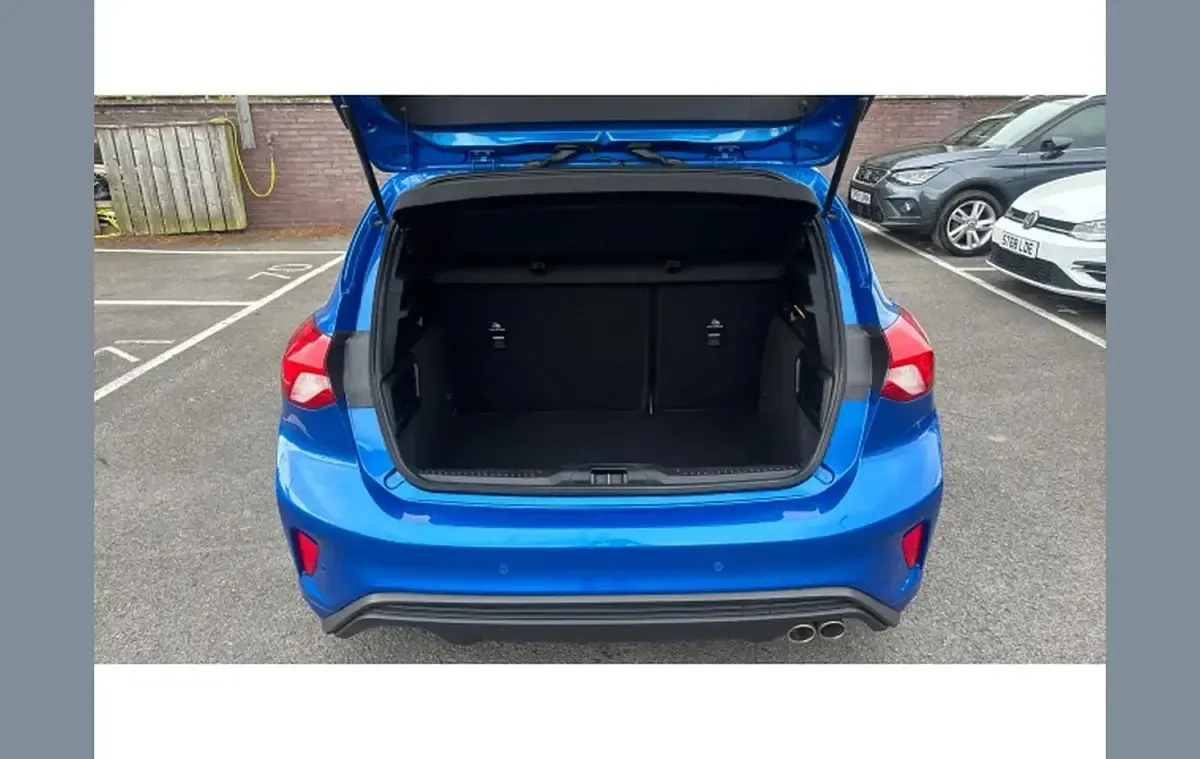 Used Ford Focus ST-Line X 120 HP (88 kW) 2020 Blue Hatchback