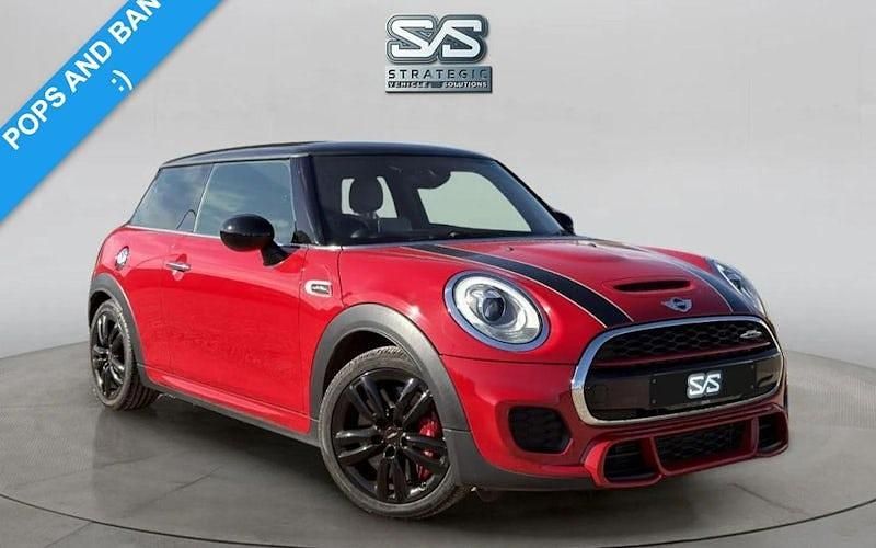 Used Mini John Cooper Works Hatch 231 HP (169 kW) 2017 Red Hatchback