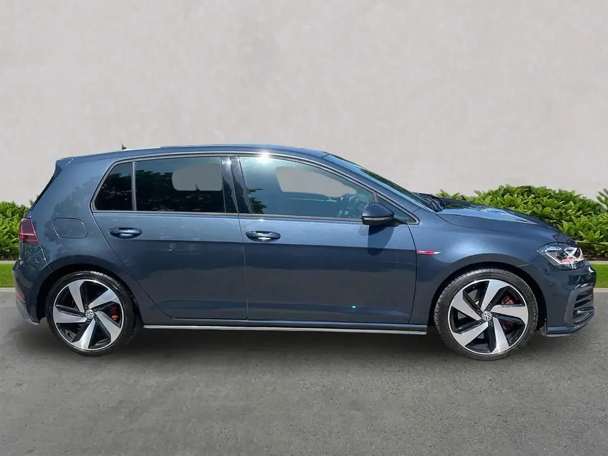Used VW Golf VII GTI 245 HP (180 kW) 2020 Blue Hatchback