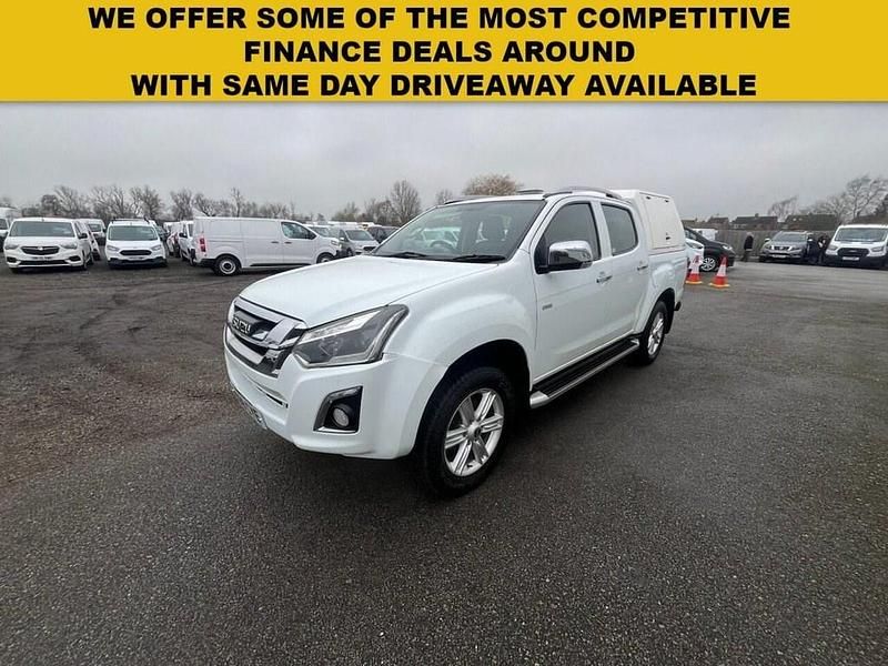 Used Isuzu Pick up 164 HP (120 kW) 2018 White Pickup