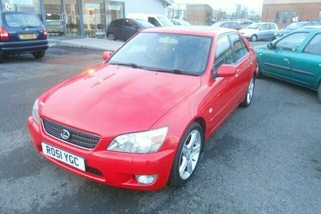 Used Lexus IS200 153 HP (112 kW) 2001 Sedan