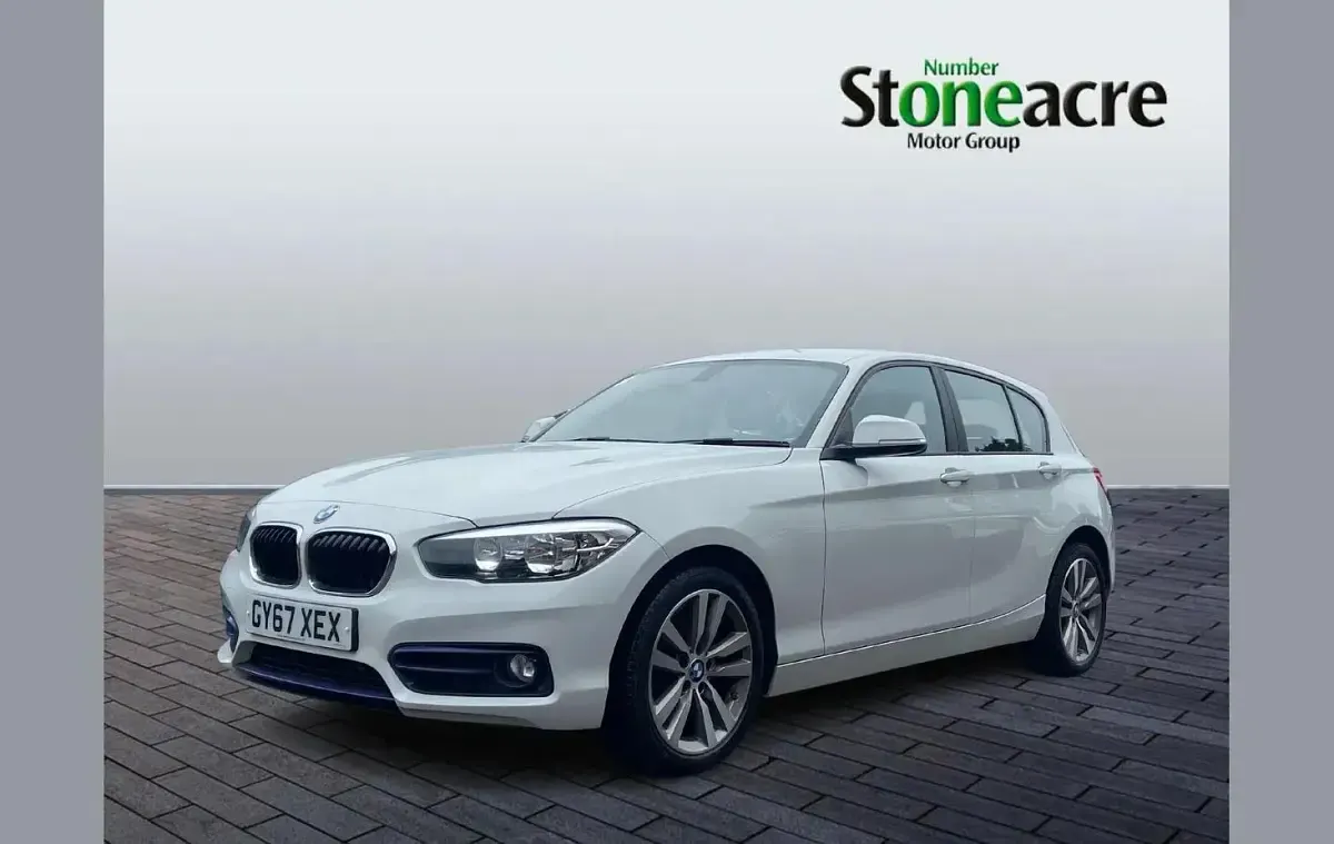 Used BMW 118 Sport Line 134 HP (98 kW) 2017 White Hatchback