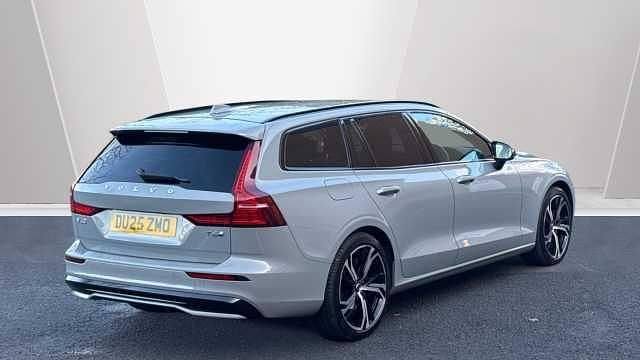 Used Volvo V60 Plus 345 HP (253 kW) 2025 Estate