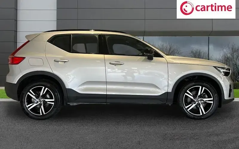 Used Volvo XC40 Plus 163 HP (119 kW) 2026 SUV