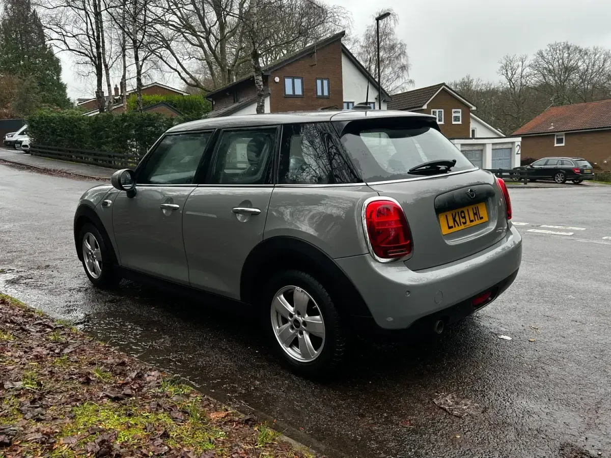 Usado Mini ONE Classic 2019 Gris Utilitario