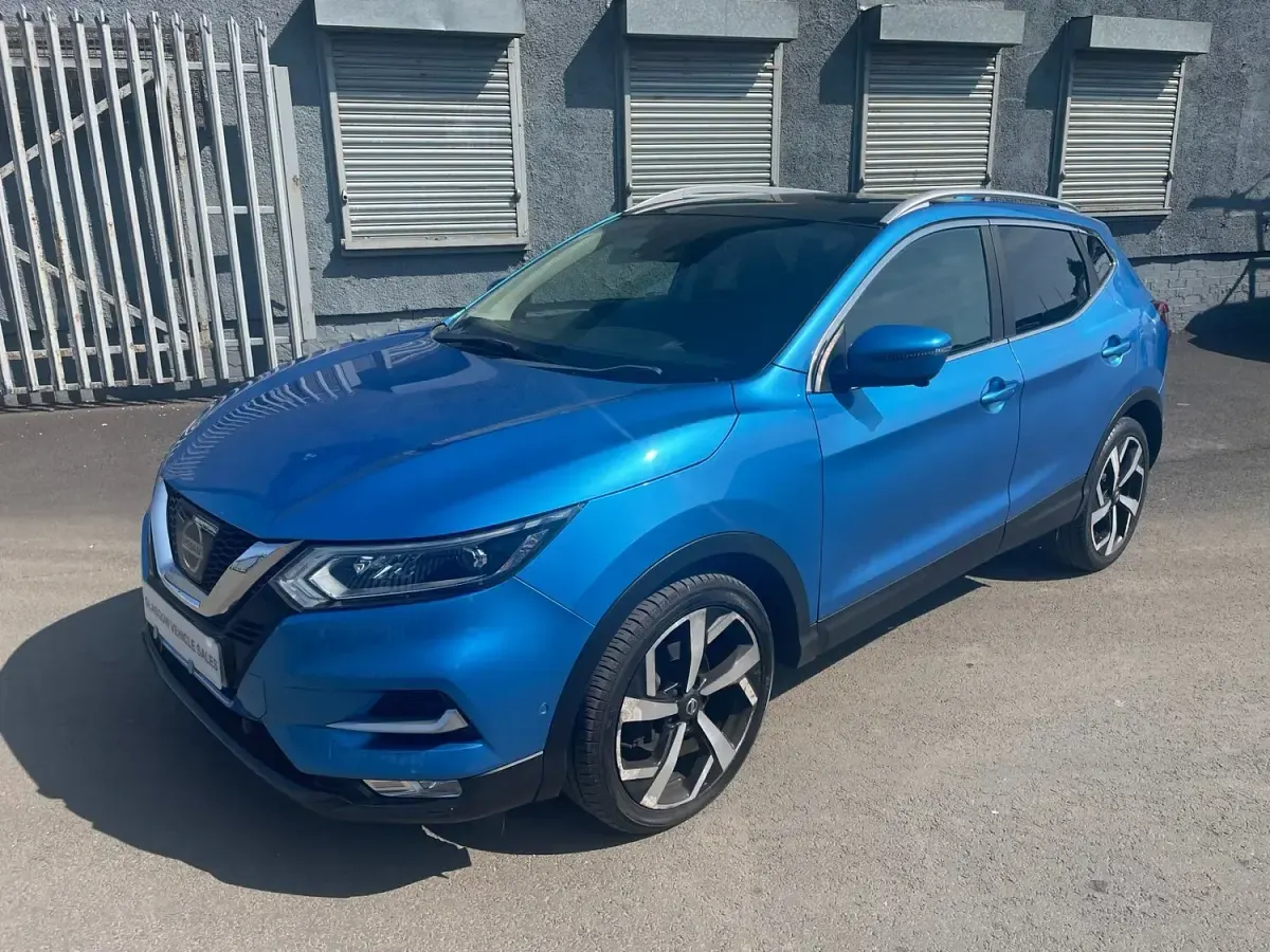 Used Nissan Qashqai Tekna 130 HP (95 kW) 2017 Blue SUV