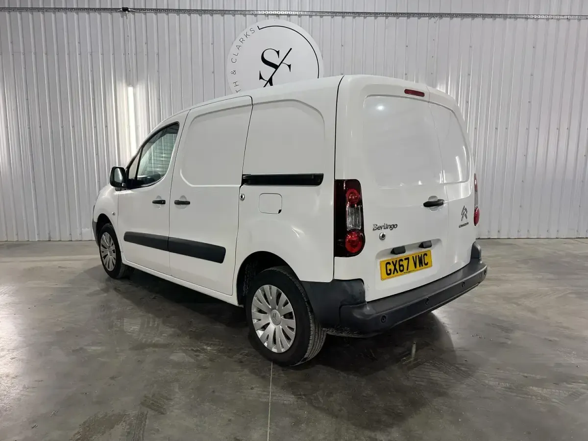 Used Citroën Berlingo 2017 White MPV
