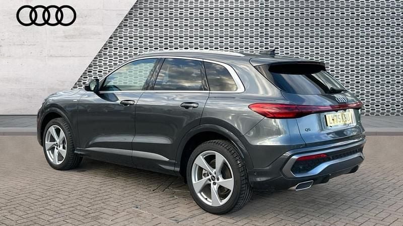 New Audi Q5 S-Line 204 HP (150 kW) 2026 Grey SUV