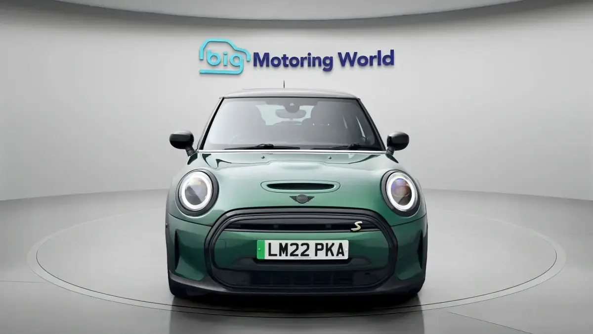 Used Mini Cooper SE Hatch 133 kW (181 HP) 2022 Hatchback