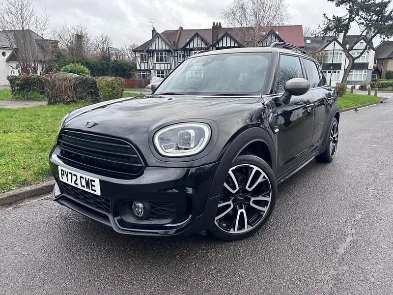 Begagnad Mini Cooper 2023 Svart Halvkombi