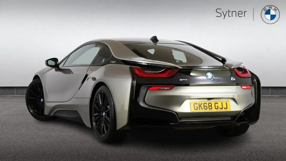 Used BMW i8 Comfort Edition 369 HP (271 kW) 2018 Grey Coupe