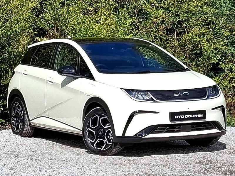 New BYD Dolphin Design 150 kW (204 HP) 2026 White Hatchback