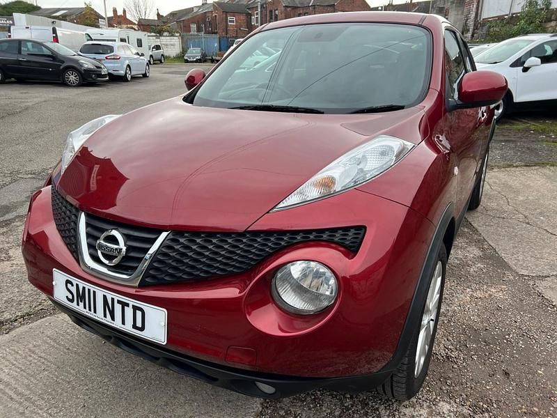 Begagnad Nissan Juke Acenta 2011 Röd SUV