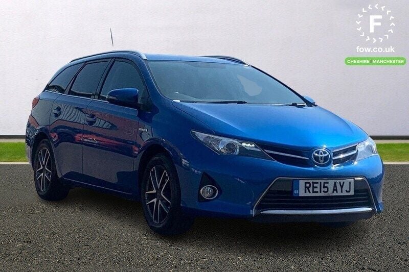 Blue Used 2015 Toyota Auris Hybrid Sport Estate | £10,899 (Fair price) - Image 1/4