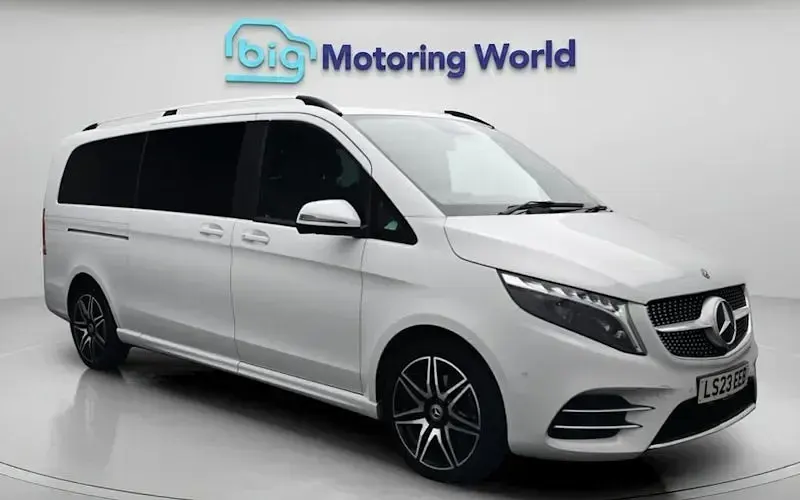 Used Mercedes V300 AMG line 237 HP (174 kW) 2023 MPV