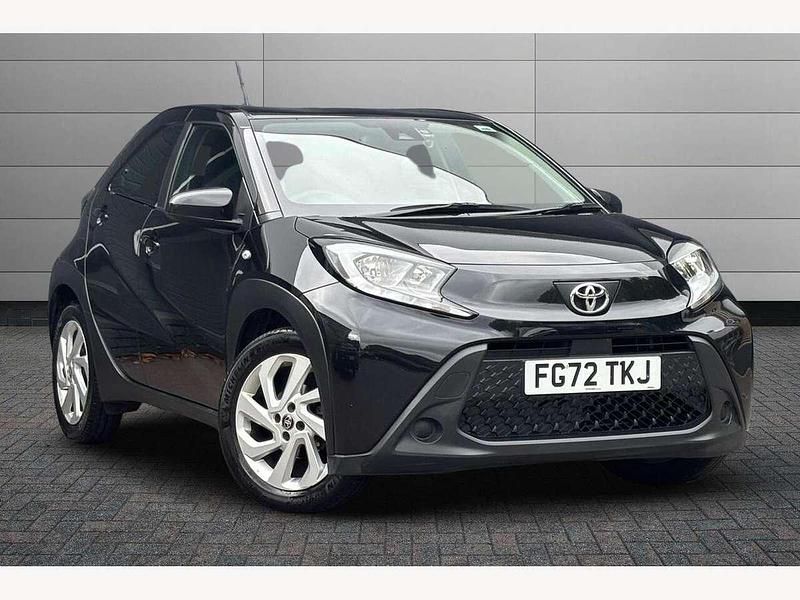 Black Used 2022 Toyota Aygo X PURE SUV | £10,750 - Image 1/3