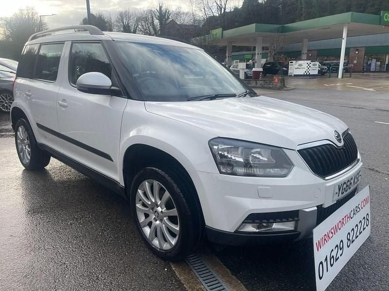 Usado Skoda Yeti SE 2016 Blanco SUV