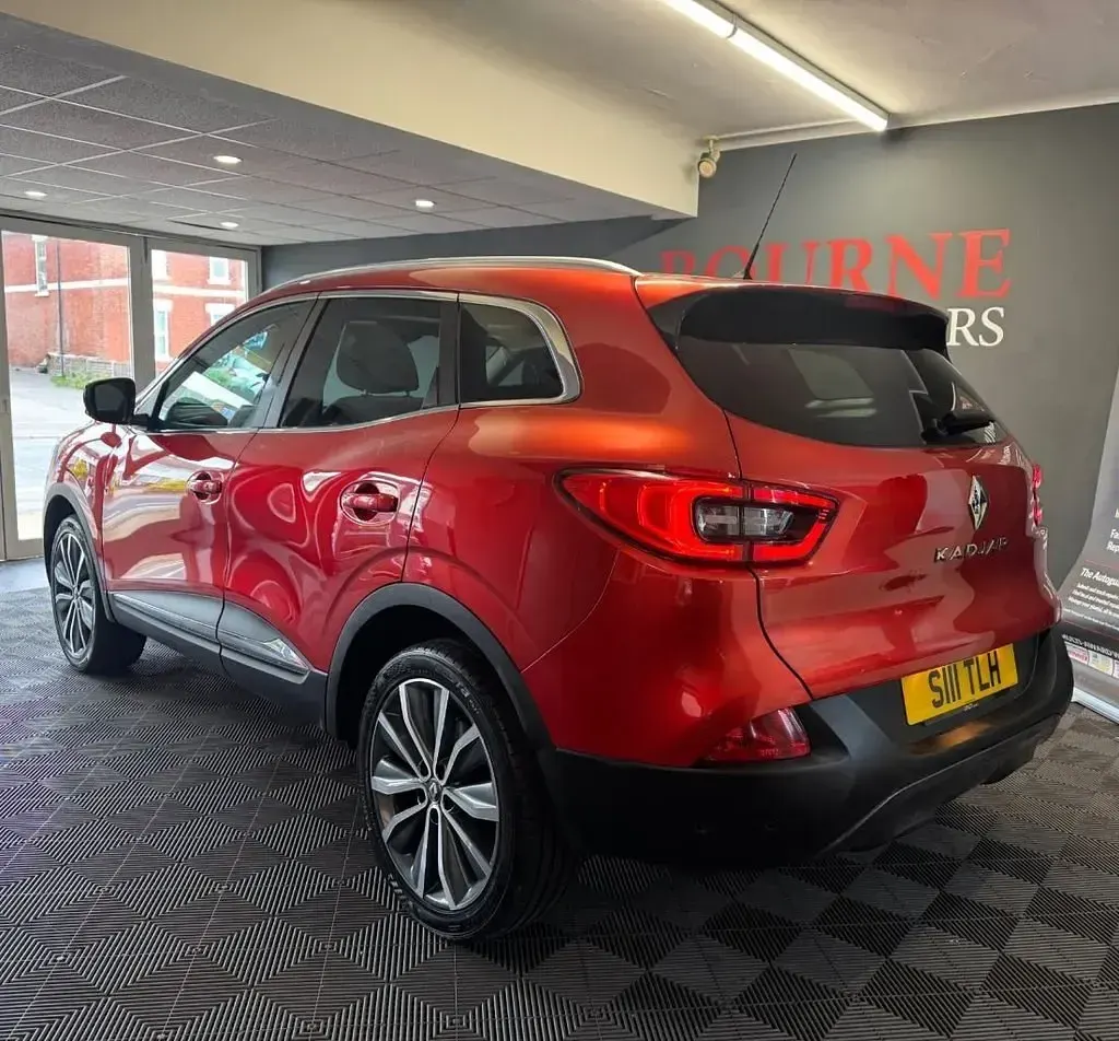Usado Renault Kadjar Signature 130 HP (95 kW) 2016 Vermelho SUV