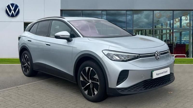 Scale silver metallic New 2025 VW ID.4 Pure SUV | £27,833 (Super price) - Image 1/4