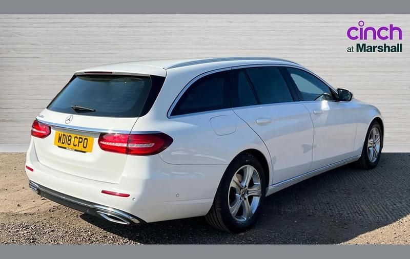 Begagnad Mercedes E220 SE 194 HK (142 kW) 2018 Vit Kombi