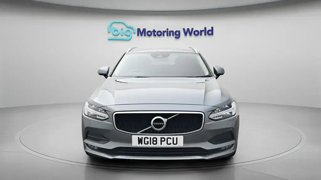 Usado Volvo V90 Momentum 190 CV (139 kW) 2018 Gris Familiar