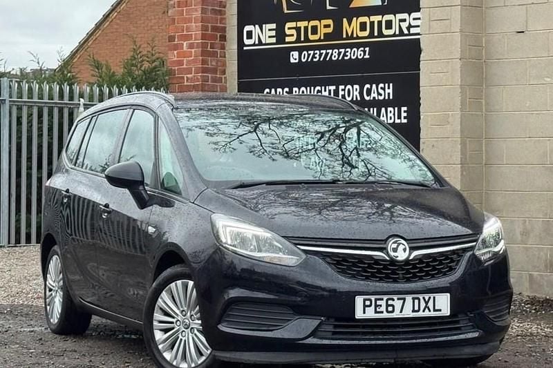 Used Vauxhall Zafira Tourer Design Edition 140 HP (102 kW) 2017 MPV