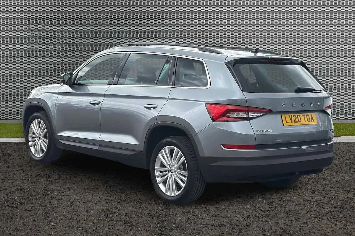 Usado Skoda Kodiaq SE L 110 CV (80 kW) 2020 Gris SUV