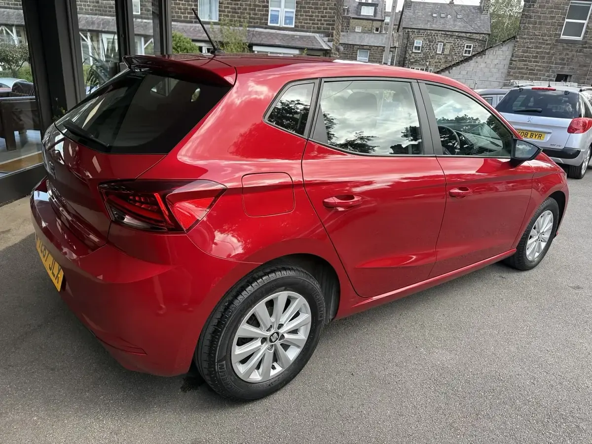 Used Seat Ibiza SE 75 HP (55 kW) 2017 Red Hatchback