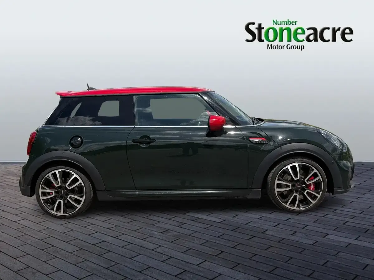 Used Mini John Cooper Works Hatch 228 HP (167 kW) 2022 Green Hatchback