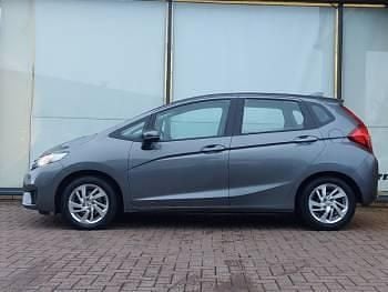 Used Honda Jazz SE 102 HP (75 kW) 2017 Grey Hatchback