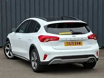 Used Ford Focus Active 125 HP (91 kW) 2019 White Hatchback