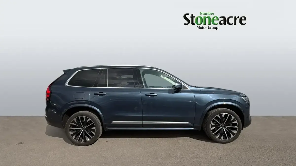 Used Volvo XC90 Ultra 455 HP (334 kW) 2025 Blue SUV