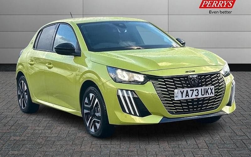 Used 2024 Peugeot e-208 Style Hatchback | £13,700 (Good price) - Image 1/4