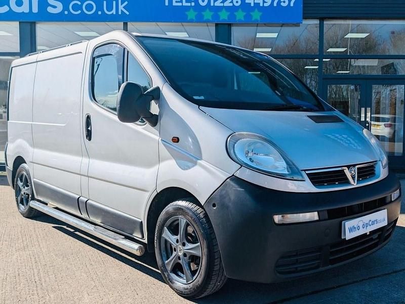 Used Vauxhall Vivaro 100 HP (73 kW) 2006 Silver MPV