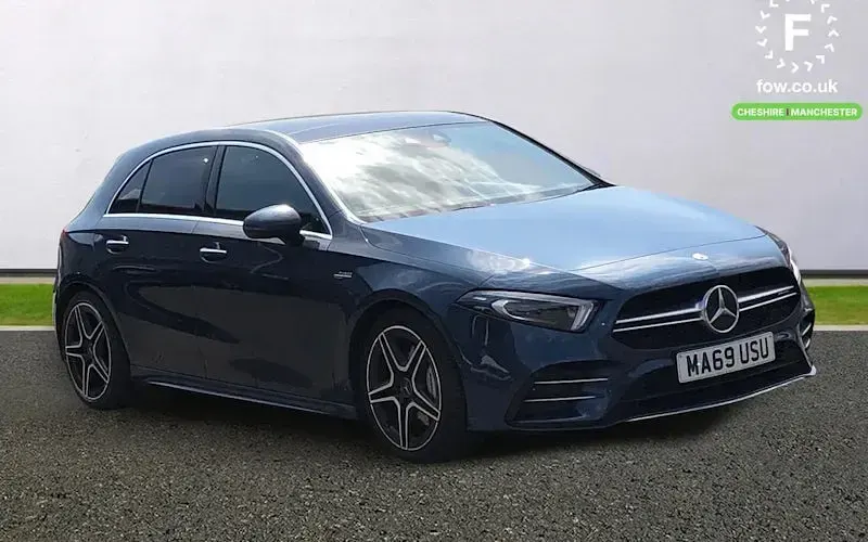 Begagnad Mercedes A35 AMG Premium Plus 306 HK (225 kW) 2022 Halvkombi