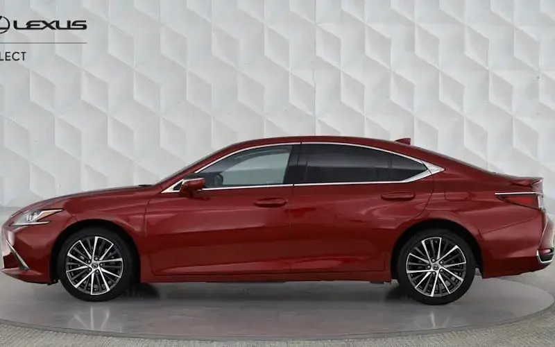 Used Lexus ES300H 218 HP (160 kW) 2021 Sedan