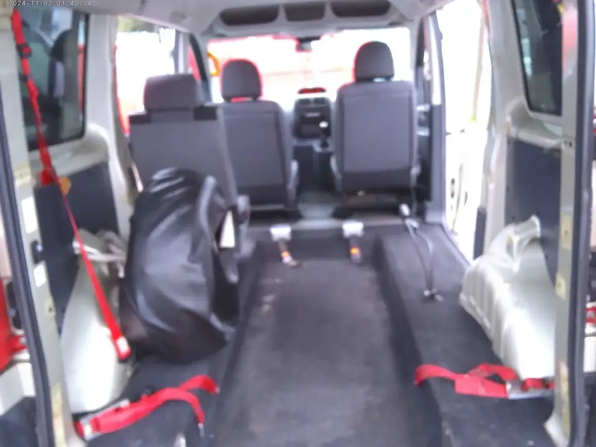 Käytetty Peugeot TePee Comfort 2012 Kulta Tila-auto