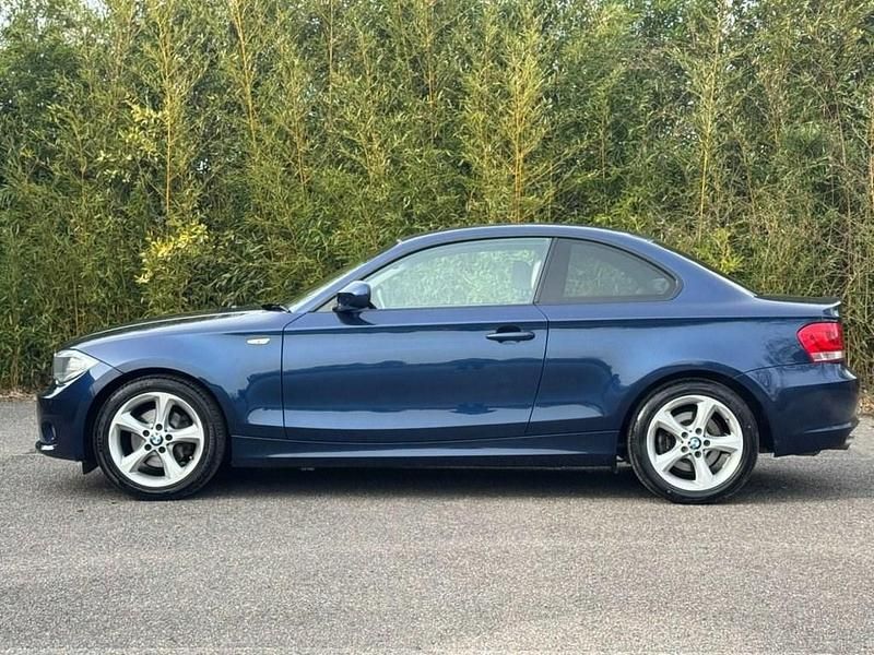 Used BMW 120 Coupé Comfort Edition 170 HP (125 kW) 2011 Blue Coupe