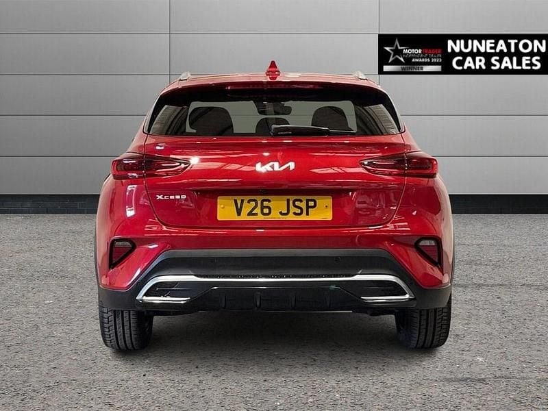 Used Kia XCeed 158 HP (116 kW) 2022 Red SUV