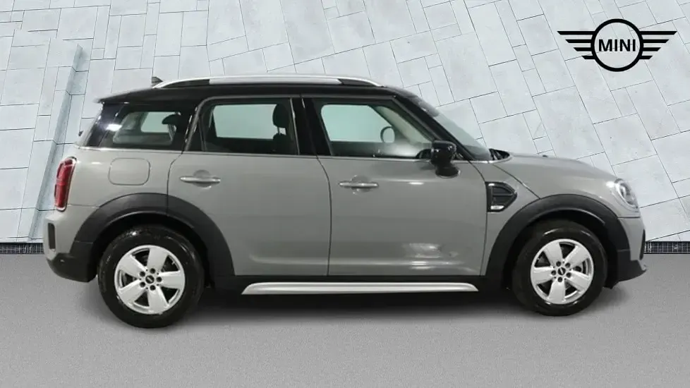 Used Mini Cooper Countryman Classic 134 HP (98 kW) 2022 Grey SUV