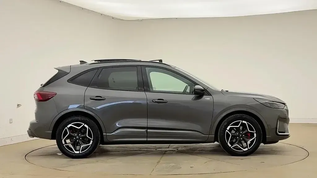 Used Ford Kuga ST-Line X 183 HP (134 kW) 2025 Magnetic SUV