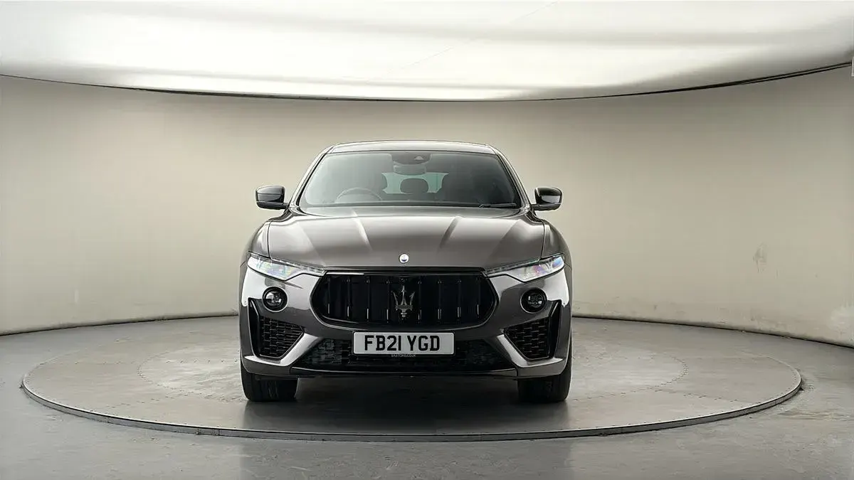 Begagnad Maserati Levante 350 HK (257 kW) 2021 Grå SUV