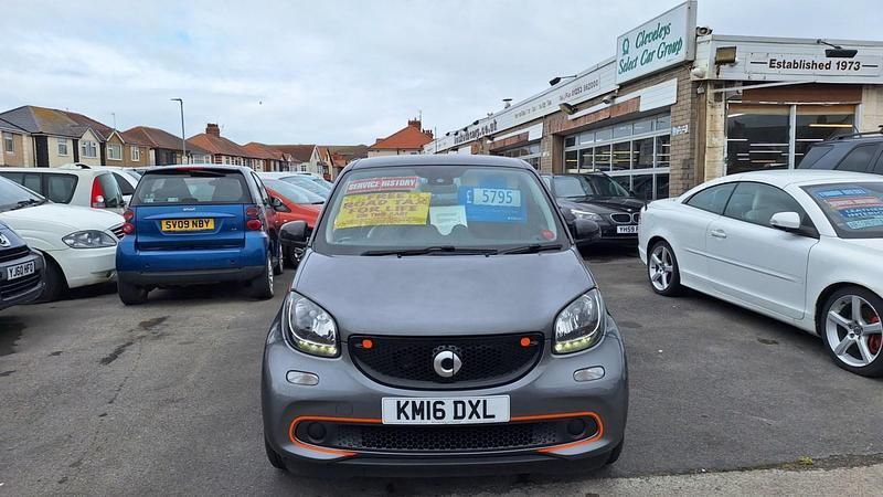 Grey Used 2016 Smart ForFour Passion Hatchback | £4,995 (Fair price) - Image 1/4