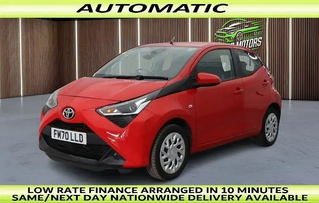Usado Toyota Aygo X-play 72 HP (52 kW) 2020 Citadino